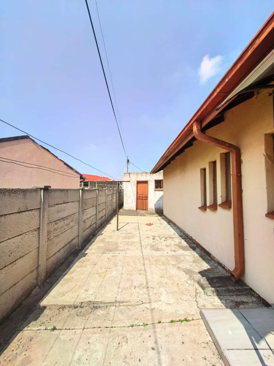 3 Bedroom Property for Sale in Zamdela Free State